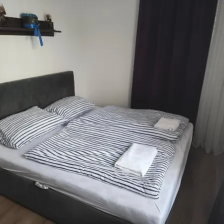 Jasmina Villa